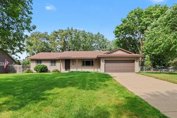 2001 102nd AVE NW, Coon Rapids, MN 55433