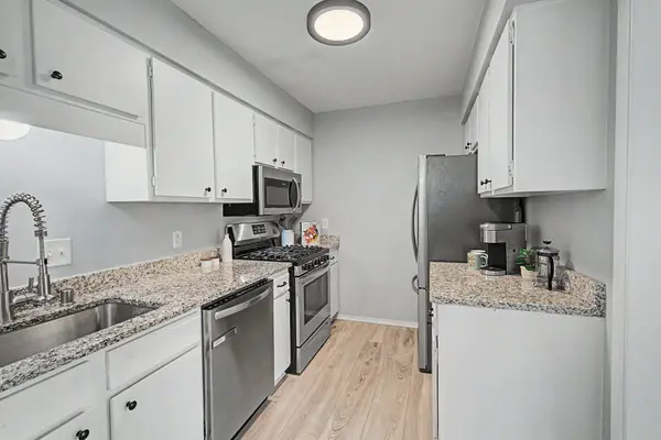 9979 105th PL N, Maple Grove, MN 55369