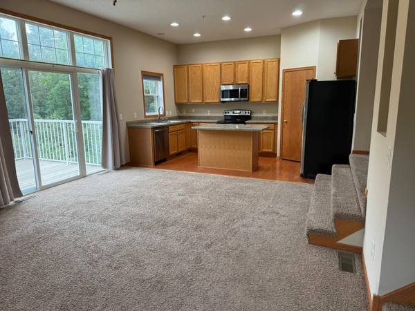 16601 50th CT N, Plymouth, MN 55446