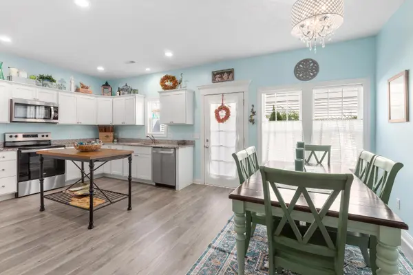 115 Summertree Drive, Porter, IN 46304