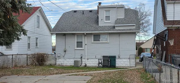 7113 Kendal ST, Dearborn, MI 48126