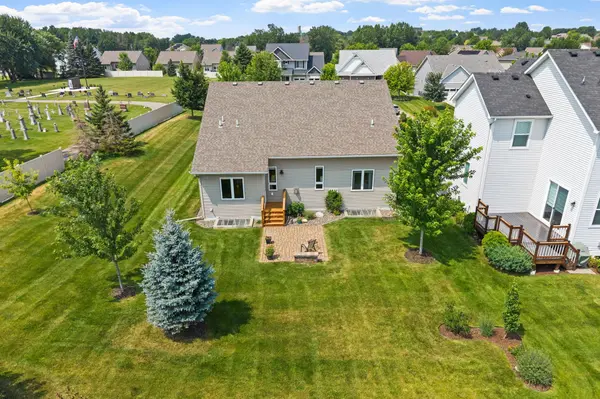 12096 Malisa CT, Rogers, MN 55374