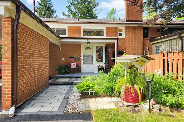 192 Three Valleys DR, Toronto C13, ON M3A 3L8
