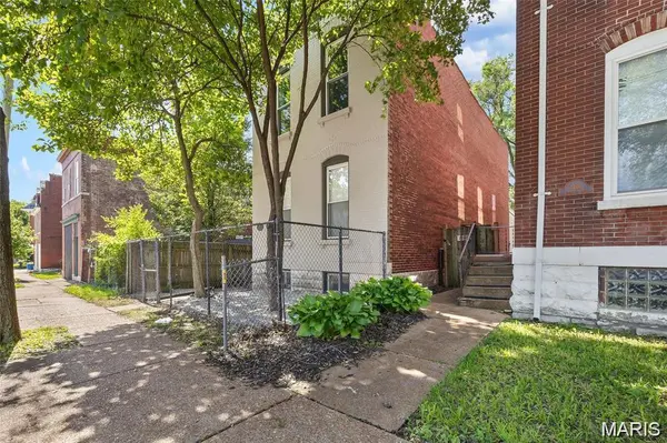 3414 Cherokee ST, St Louis, MO 63118
