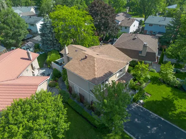 175 MOHAWK RD, Oakville, ON L6L 2Z1