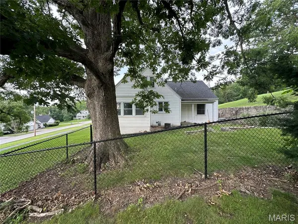 3300 Hamilton ST, Hannibal, MO 63401