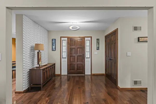 4023 N Ridge AVE, Arlington Heights, IL 60004