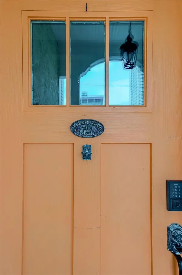 417 N GRANDVIEW AVE, Daytona Beach, FL 32118