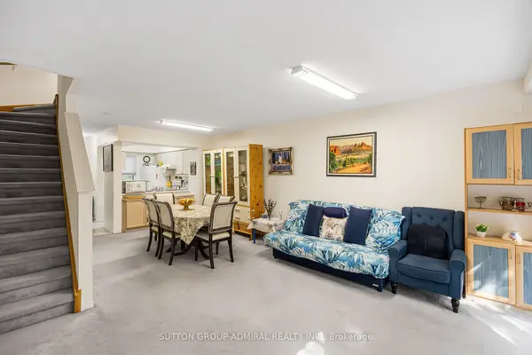 735 New Westminster DR #67, Vaughan, ON L4J 7Y9