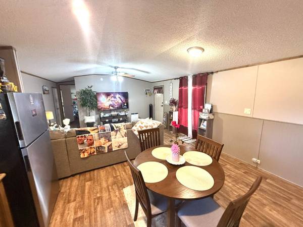 110 N Miller St, Attica, KS 67009