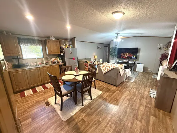 110 N Miller St, Attica, KS 67009