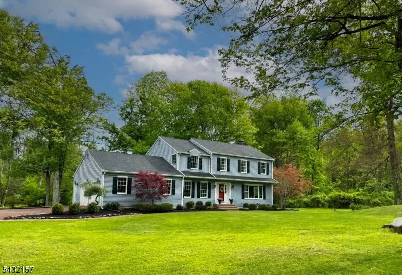 77 Plum Brook Road, Raritan Twp., NJ 08822
