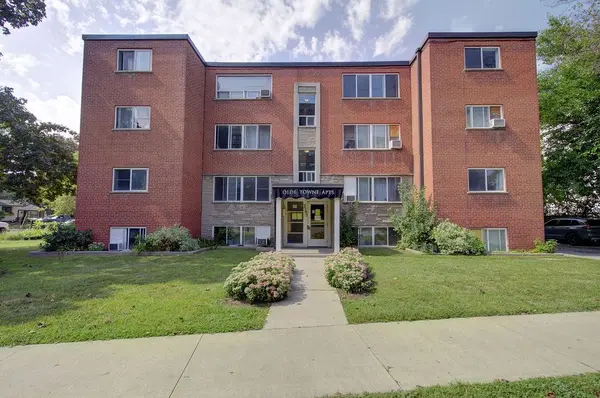 2393 New ST #103, Burlington, ON L7R 1K1