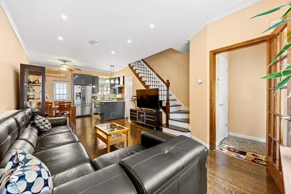 328 Bay 13th ST, Brooklyn, NY 11214