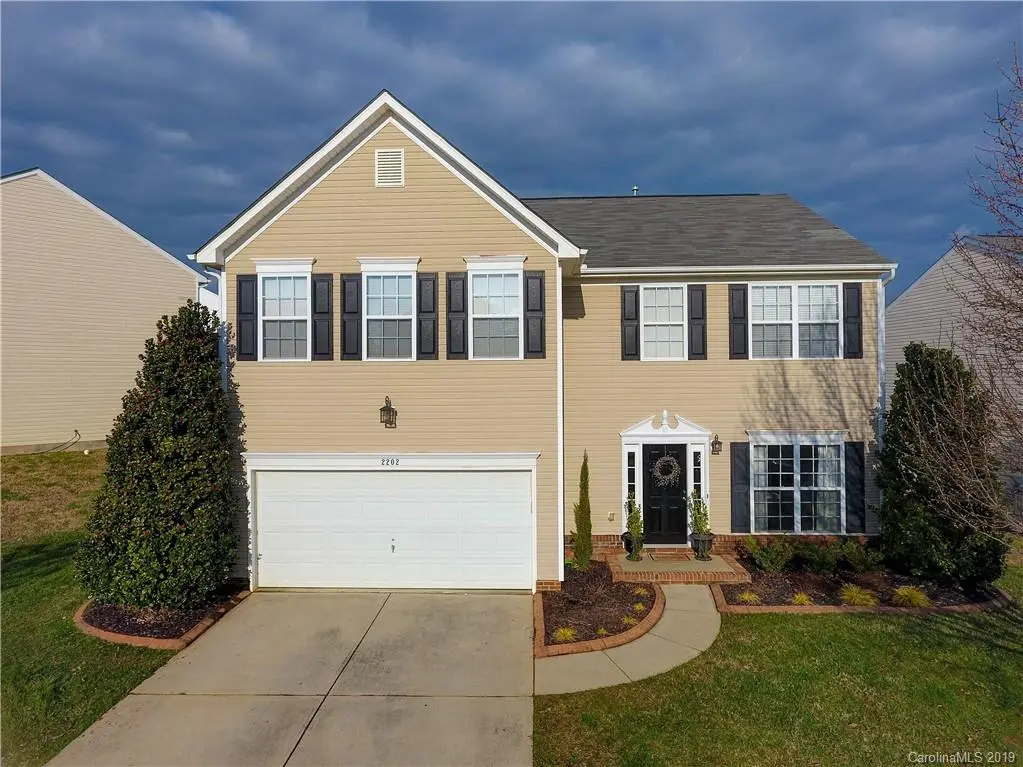 2202 Big Pine DR, Matthews, NC 28105