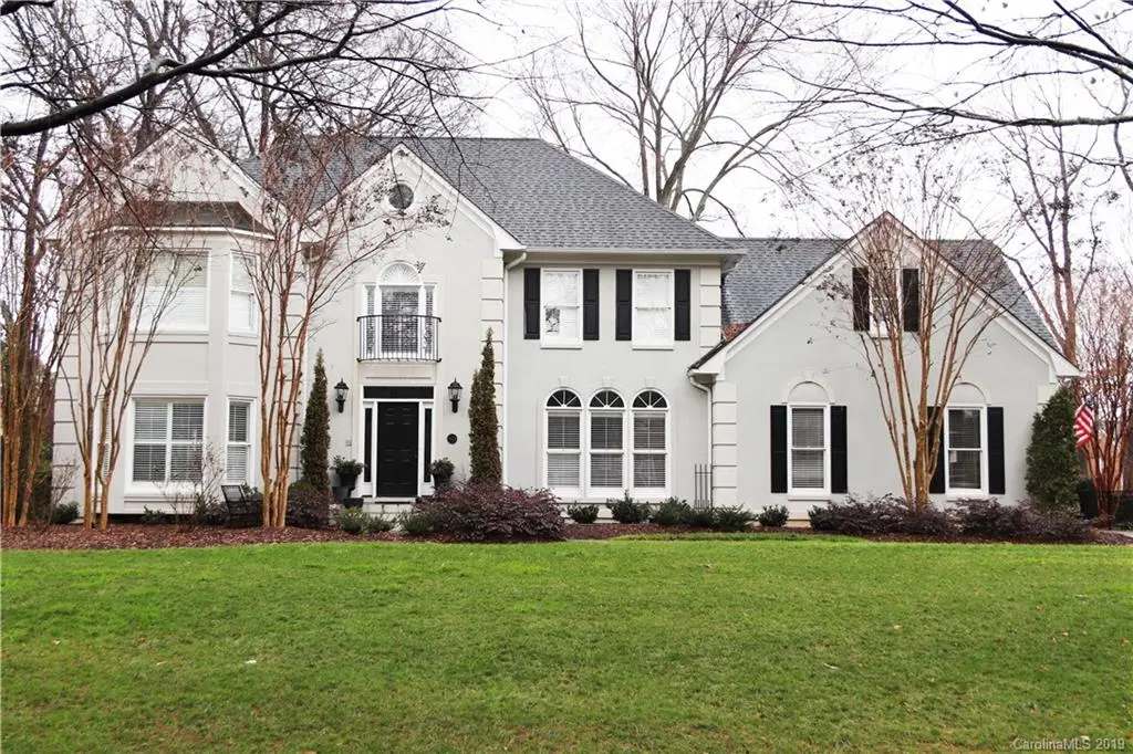 9422 Penshurst TRCE, Charlotte, NC 28210
