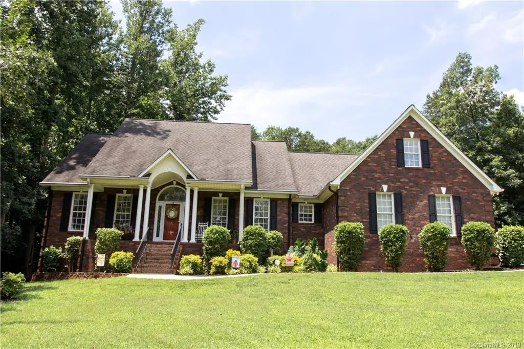 1150 Hawksbury DR, China Grove, NC 28023