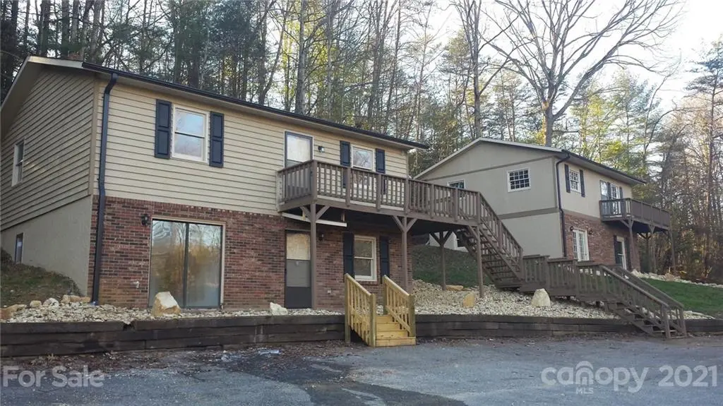 2097 E Flat Church RD, Lenoir, NC 28645