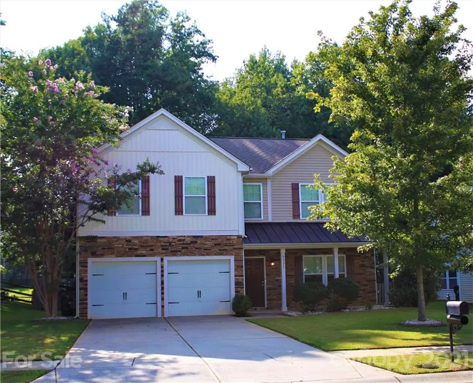 9931 Seven Oaks DR, Charlotte, NC 28215