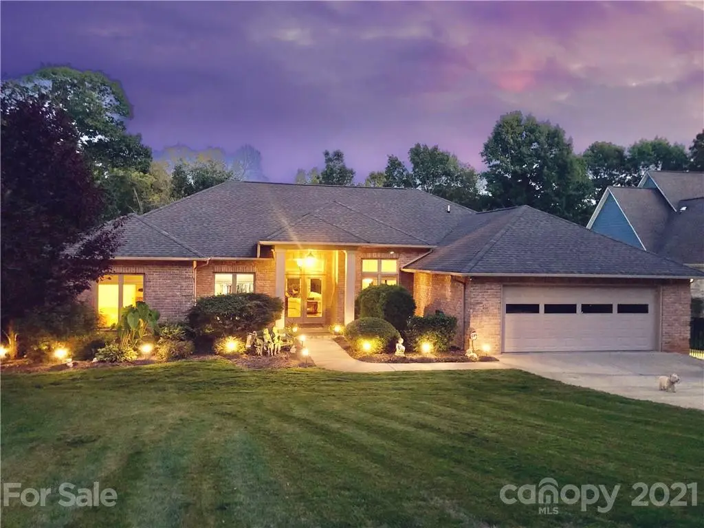 3594 Live Oaks AVE, Terrell, NC 28682