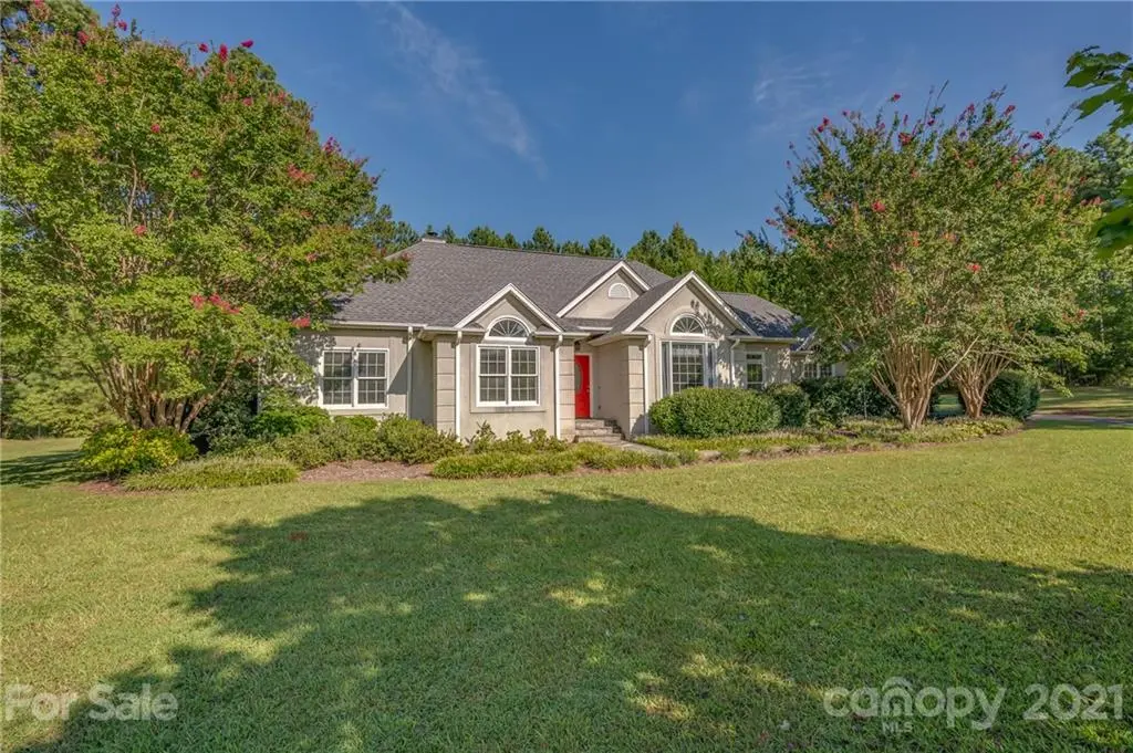 120 Pleasant Hill RD, Landrum, SC 29356