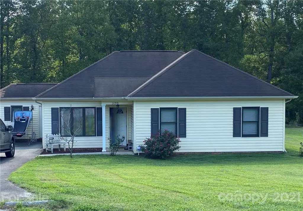 3190 Samuel ST, Newton, NC 28658