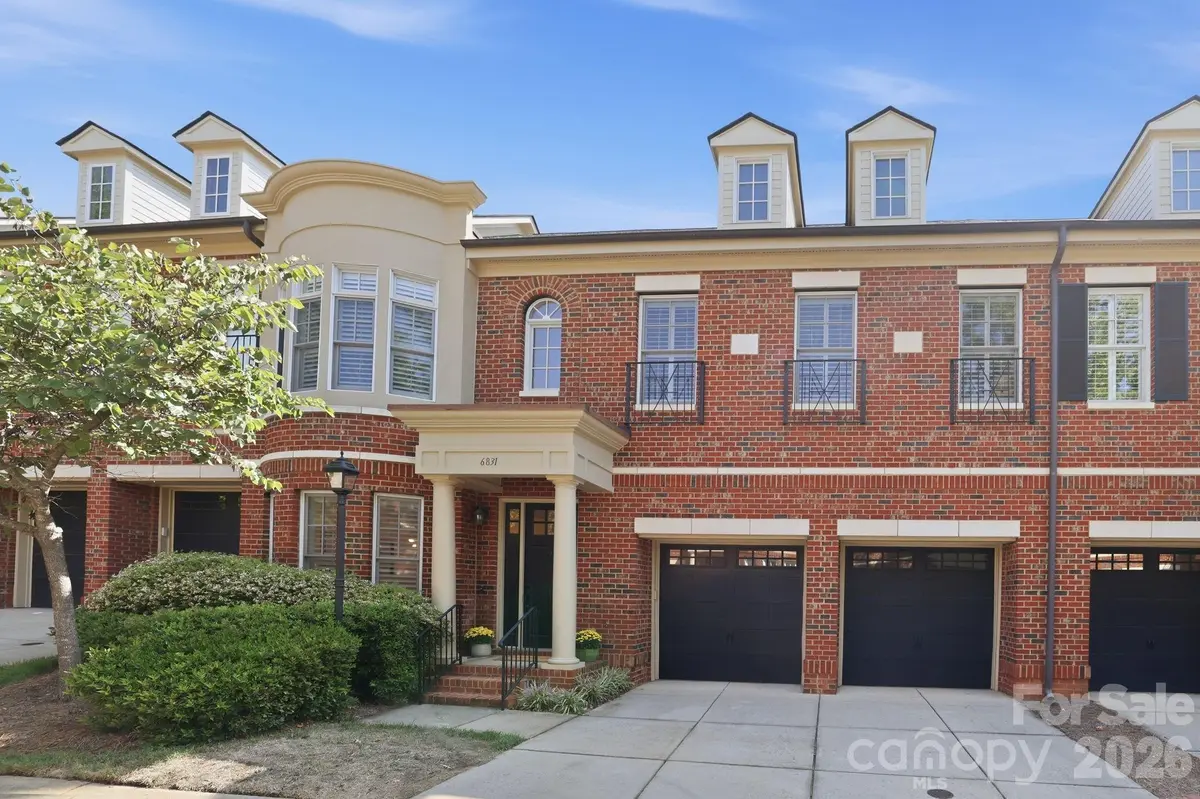 6831 Louisburg Square LN, Charlotte, NC 28210