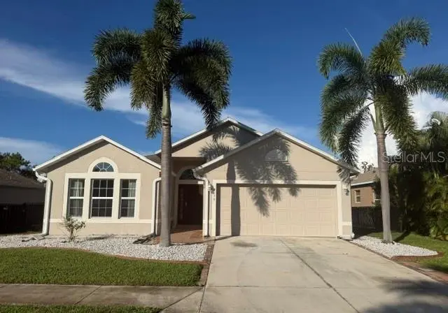 2639 SUNCOAST LAKES BLVD, Port Charlotte, FL 33980