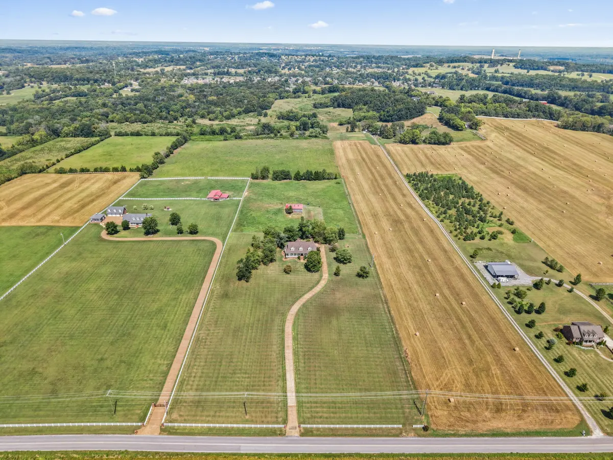 625 Double Log Cabin Rd, Lebanon, TN 37087