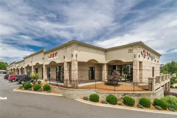 131 Crosslake Park DR, Mooresville, NC 28117