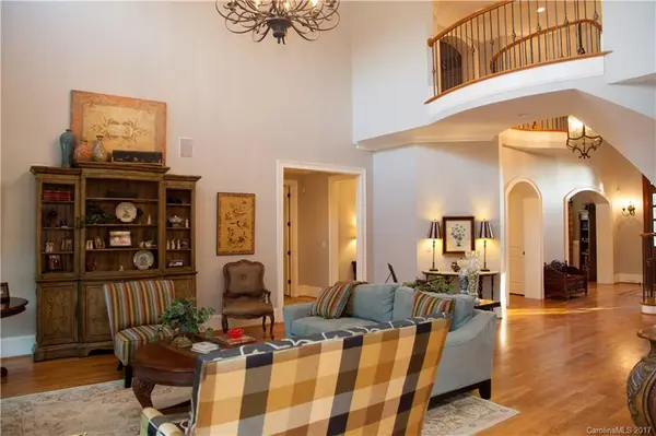 4615 Dovefield LN, Kannapolis, NC 28081