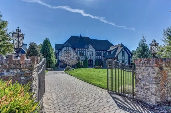 147 S Longfellow LN, Mooresville, NC 28117