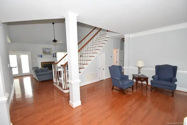 3338 Twin Ridge DR, Charlotte, NC 28210
