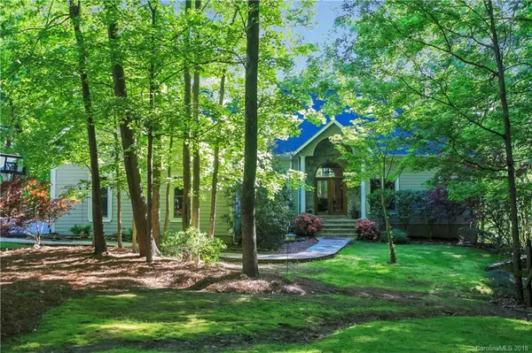 4550 Lochfoot DR, Charlotte, NC 28278