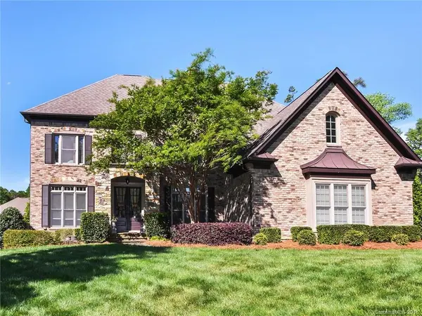 4001 Ainsdale DR, Matthews, NC 28104
