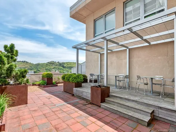 12 S Lexington AVE #209, Asheville, NC 28801