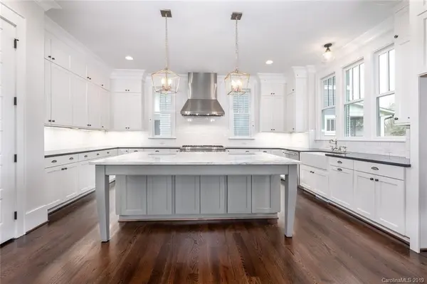 5721 Closeburn RD, Charlotte, NC 28210