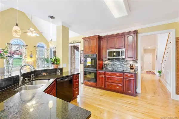 323 Muirfield WAY, Salisbury, NC 28144