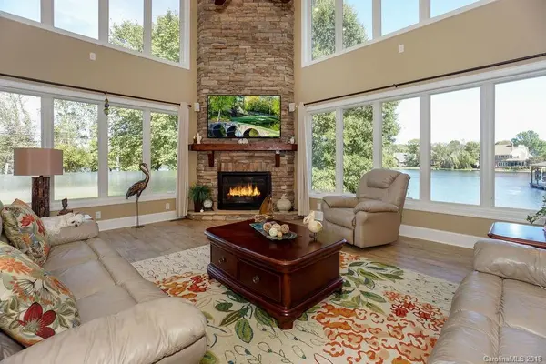 7100 Norman Island DR, Cornelius, NC 28031