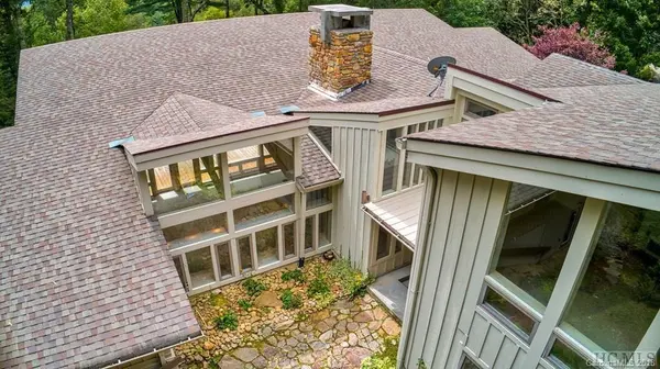 1834 Big Sheepcliff RD, Cashiers, NC 28717