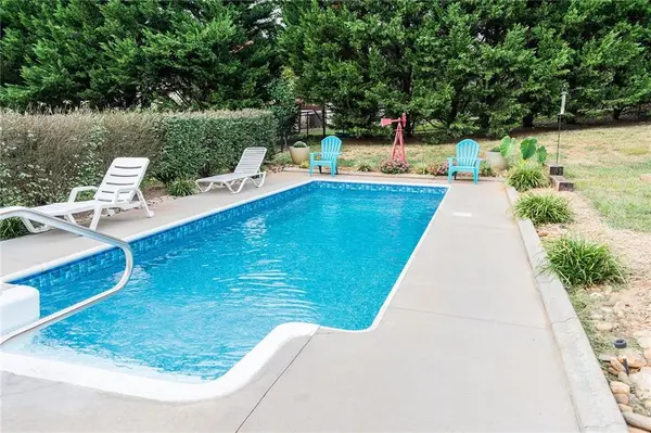 2627 36th AVE NE, Hickory, NC 28601