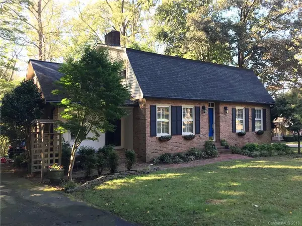 290 Heritage PL #11, Mooresville, NC 28115