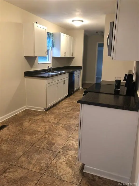 102 Henson ST, Albemarle, NC 28001
