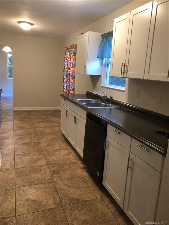 102 Henson ST, Albemarle, NC 28001