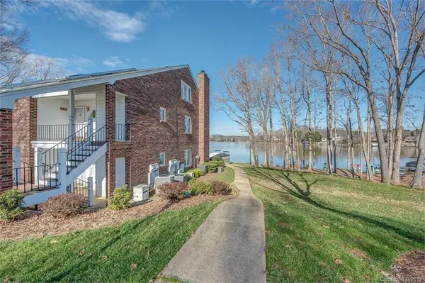 102 Northshore CT #B02, Cherryville, NC 28021