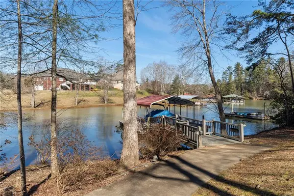 4868 Rio De Luna None, Hickory, NC 28601