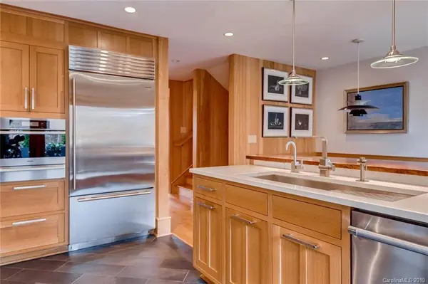 311 Settlers LN, Charlotte, NC 28202