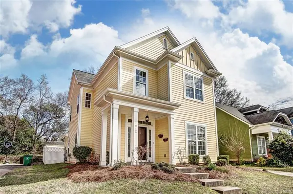 1212 Rising Oak DR, Charlotte, NC 28206