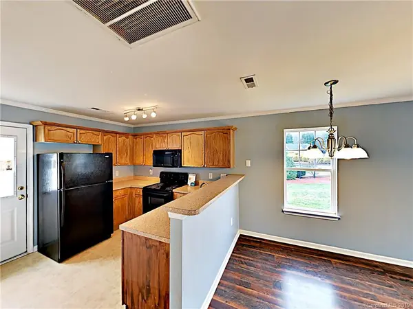 718 Waterfall WAY, Clover, SC 29710