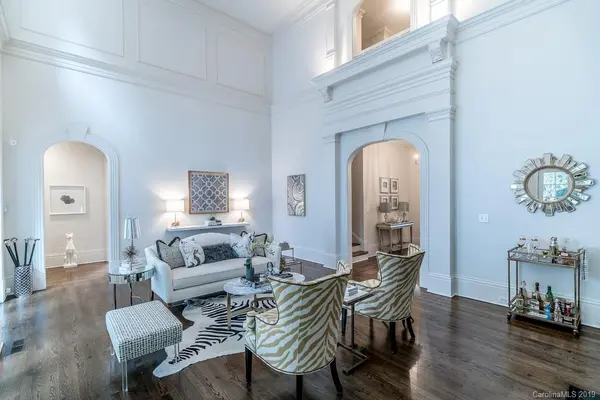 329 S Canterbury RD, Charlotte, NC 28211